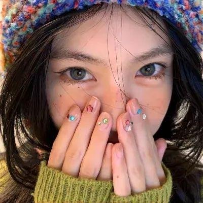 飞燕惊鸿